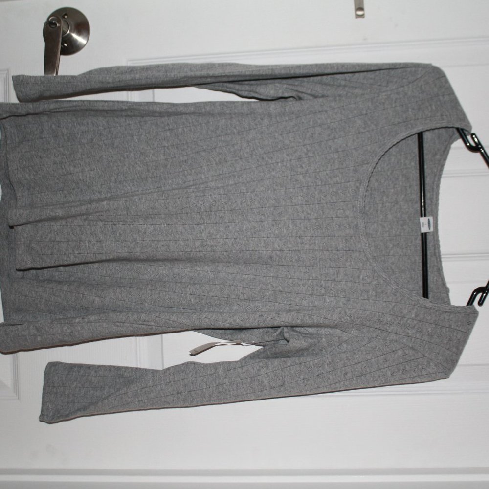 Women's Old Navy long sleeve top